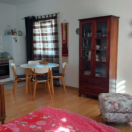 Apartment Studio Clearwater - A Serenity Haven With A Private Terrace